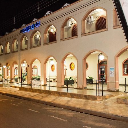 Mauad Plaza Hotel São Joaquim da Barra Esterno foto